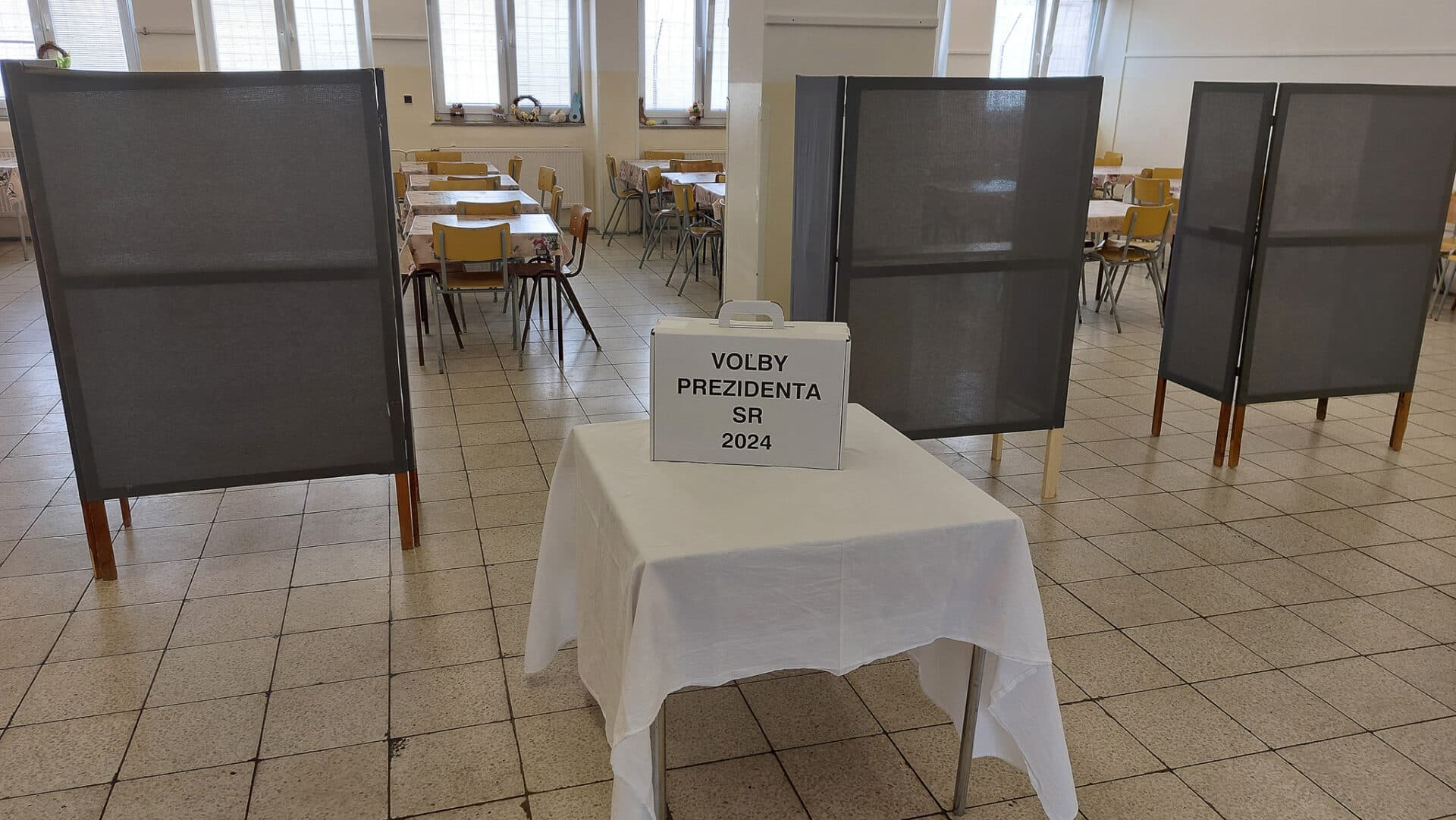Volebné moratórium sa predĺži o niekoľko minút