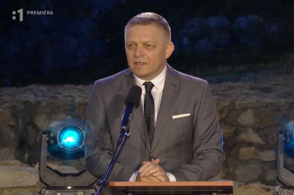 FICO v PRVOM PRÍHOVORE pred verejnosťou vyzval na zastavenie liberálnych ideológií