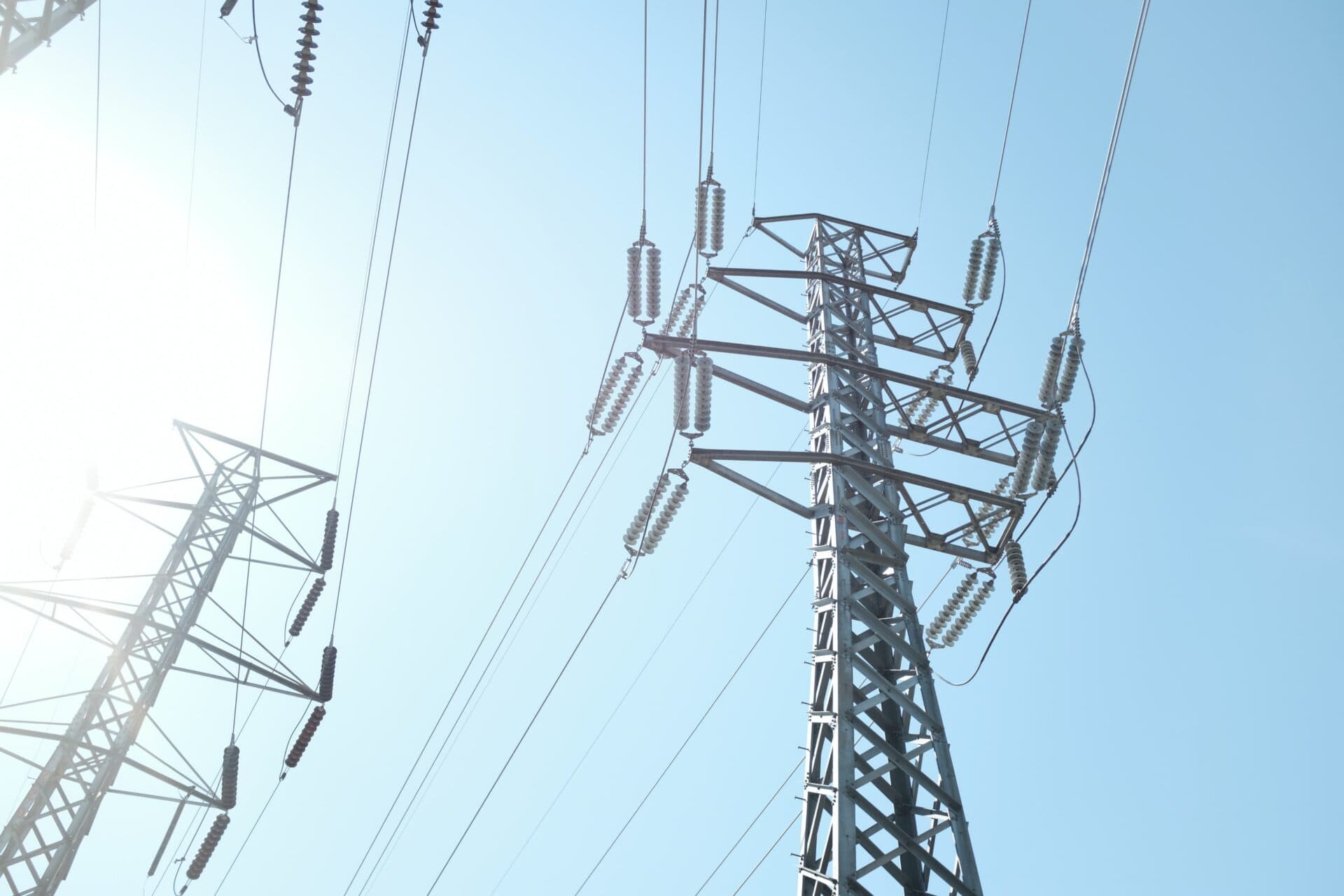 Oznam o odstávkach elektrickej energie na tento týždeň v Košickom kraji (14.4.-20.4.2025)