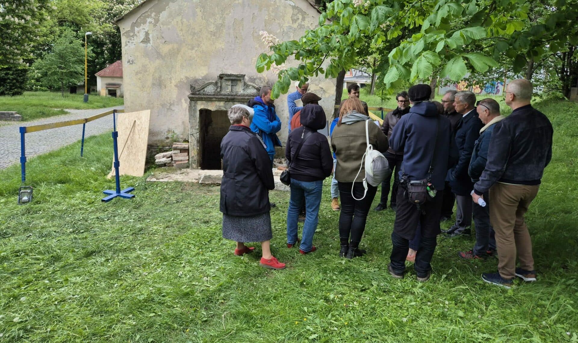Archeológovia ukončili výskum na Kalvárii. Kaplnky poškodzujú problémy so spodnou vodou
