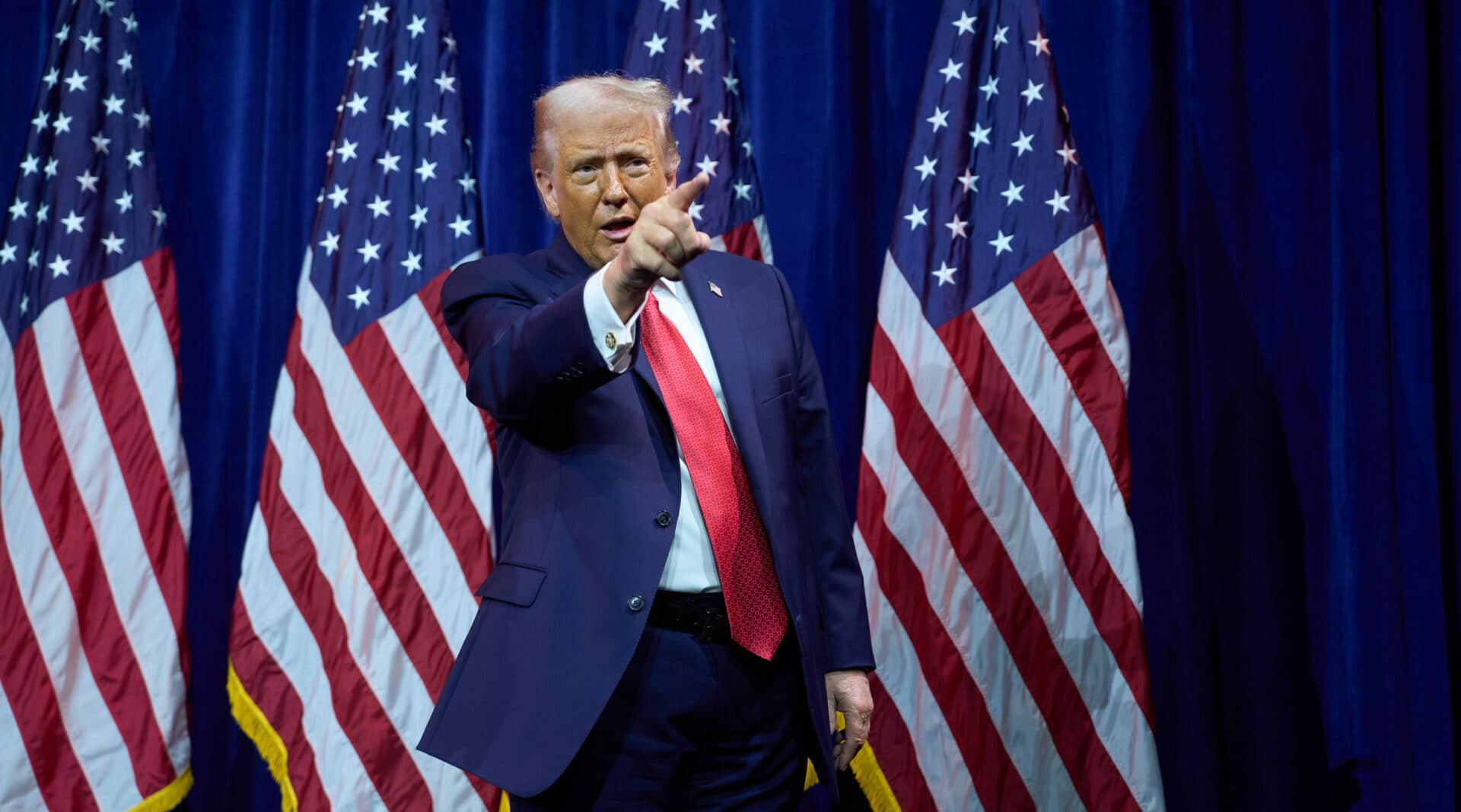 Trump: Štyri kroky k prevzatiu kontroly nad strategickým Grónskom