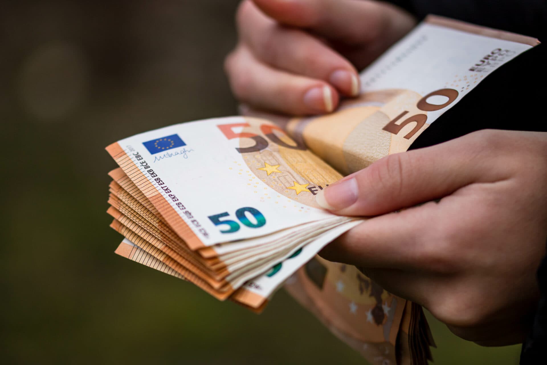 Od novembra v dôsledku platovej nerovnosti pracujú ženy na Slovensku do konca roka „zadarmo“