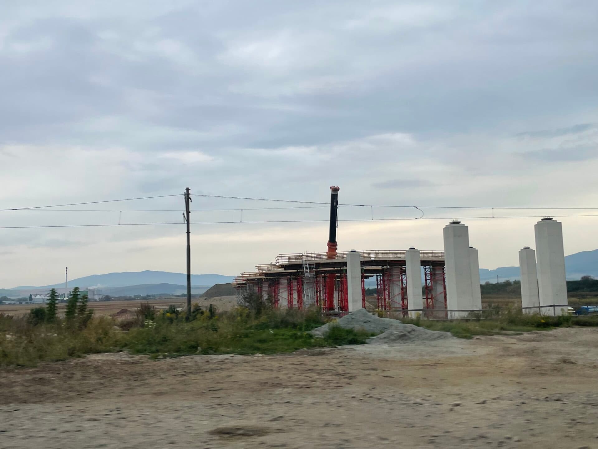 NDS pripravuje výstavbu ďalšej časti obchvatu Košíc po R2