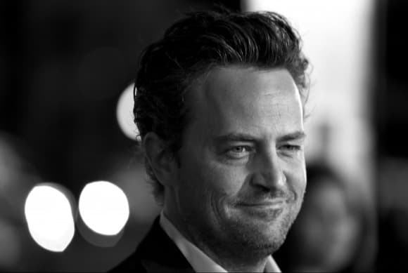 SMUTNÁ SPRÁVA z Hollywoodu: Chandler z legendárnych PRIATEĽOV je MŔTVY