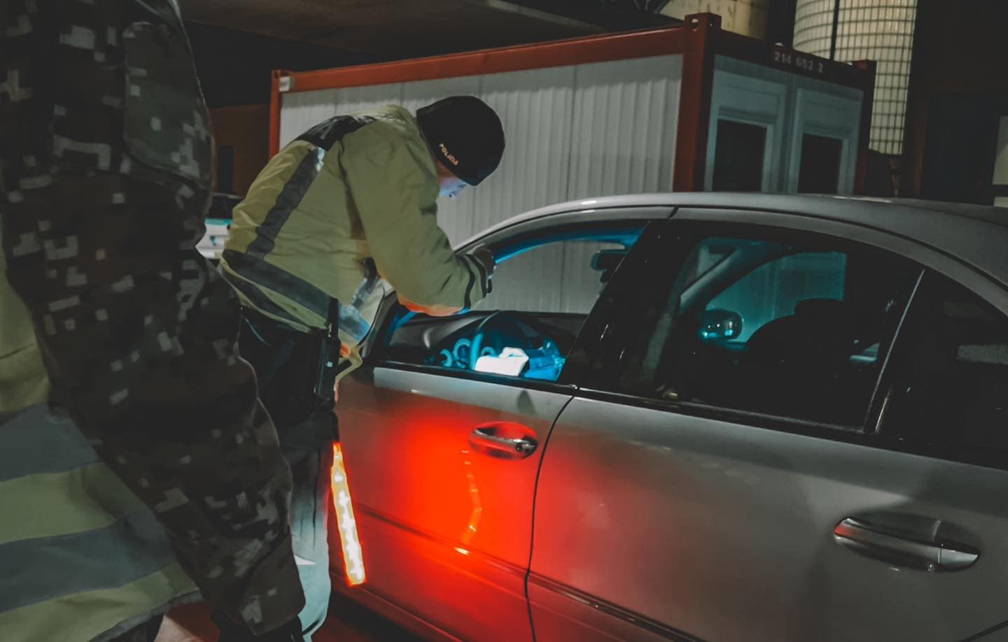 Kontroly na hranici s Maďarskom potrvajú takmer do Vianoc