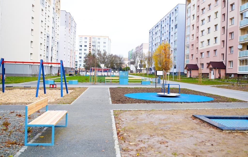 Socialistický vnútroblok dostal modernú podobu za takmer 360-tisíc eur (FOTO)