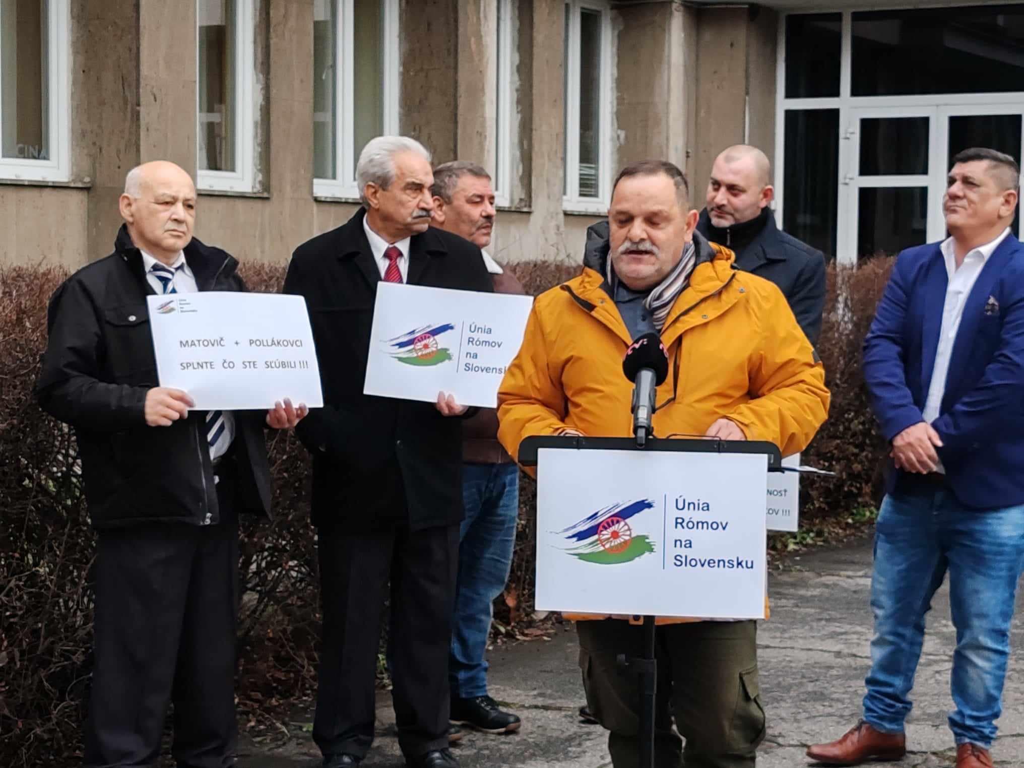 Rómovia uverili, že dostanú od Matoviča 500-eur za účasť vo voľbách. Teraz podávajú trestné oznámenie