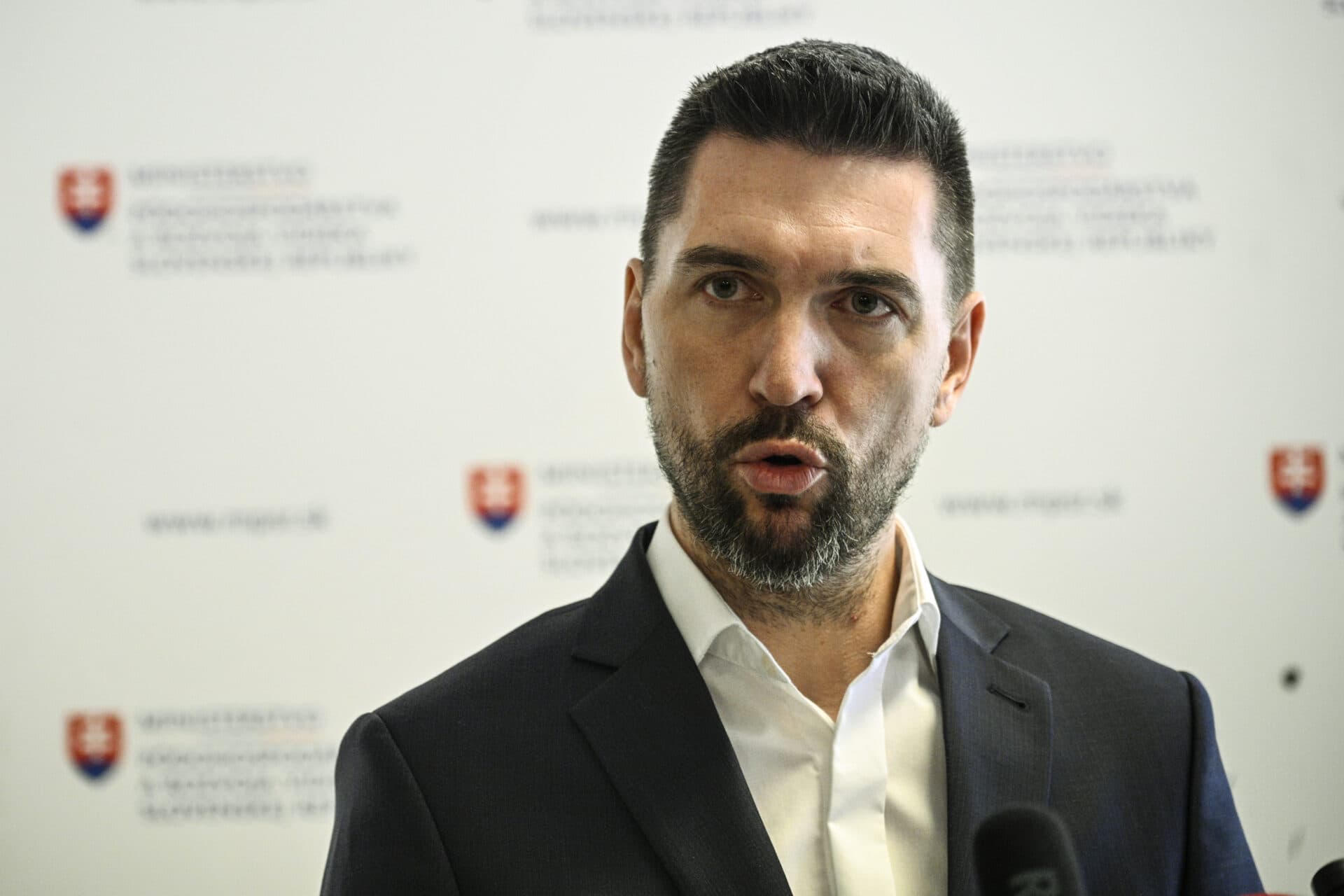 Potravinári žiadajú od Takáča konkrétny plán a od Fica podporu
