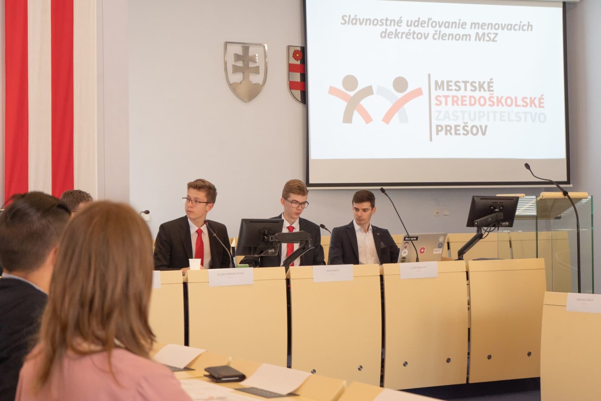 Študenti sa búria proti zrušeným spojom. Kvôli MHD meškajú do školy