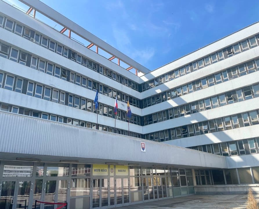 Vojna v košickej samospráve nebude mať víťaza
