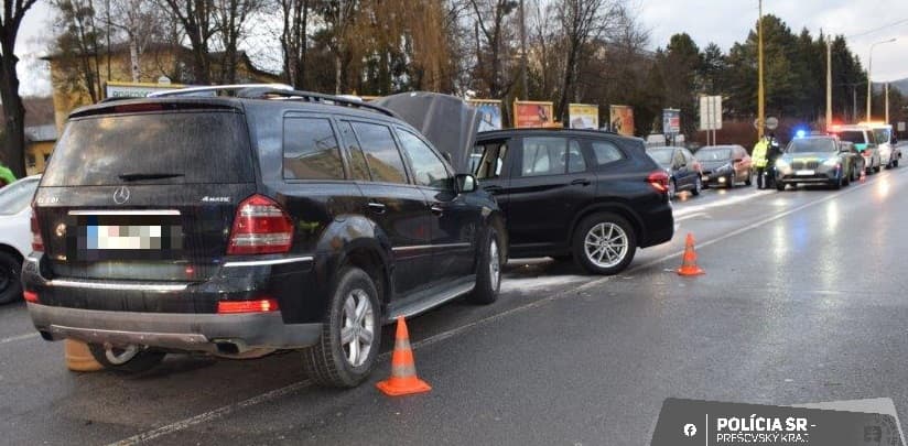 16-ročný mladík UKRADOL cudzie auto, následne s ním HAVAROVAL: Po nehode sa dal na ÚTEK!