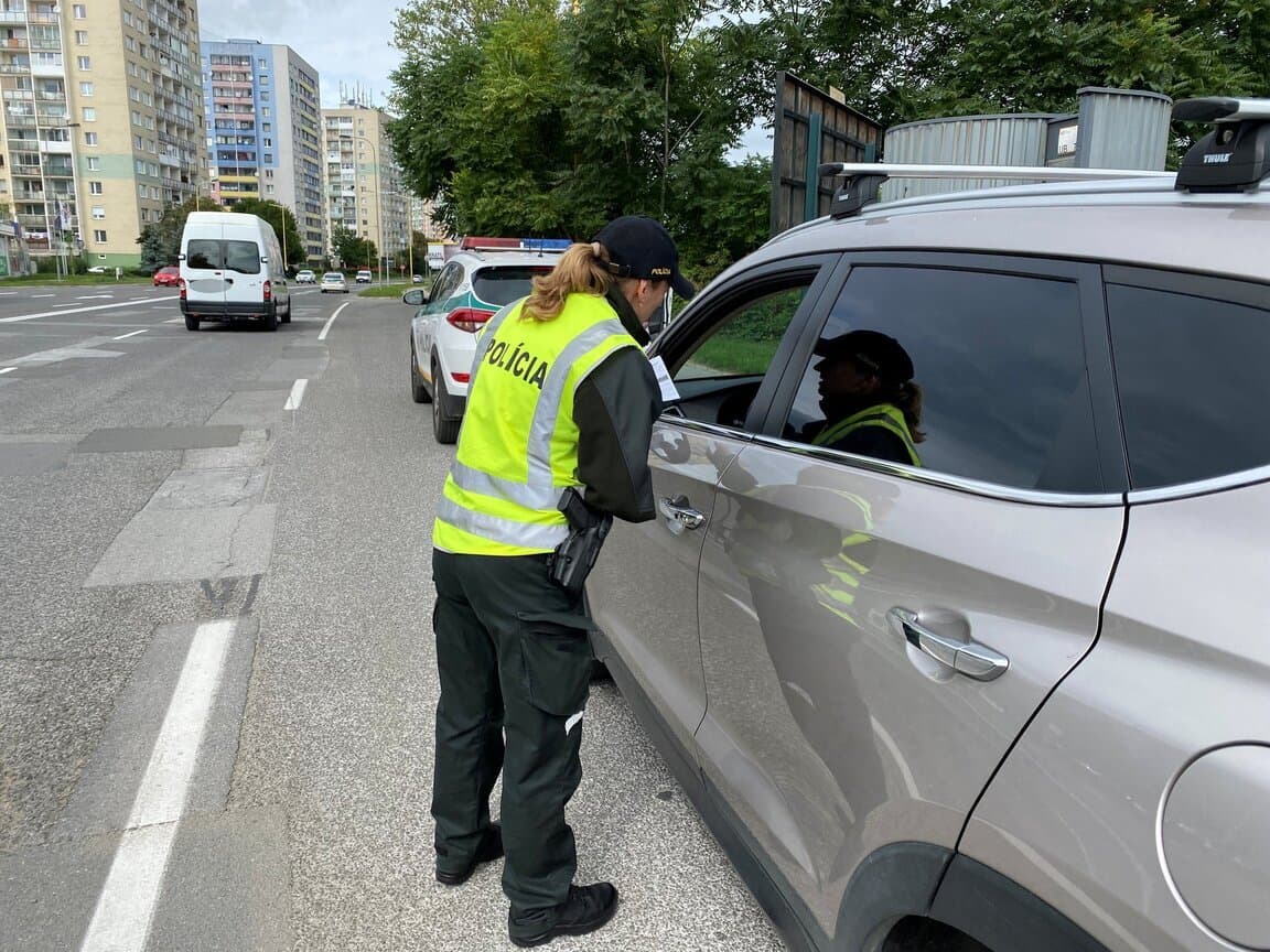 Polícia bude v okolí škôl striehnuť na nezodpovedných vodičov