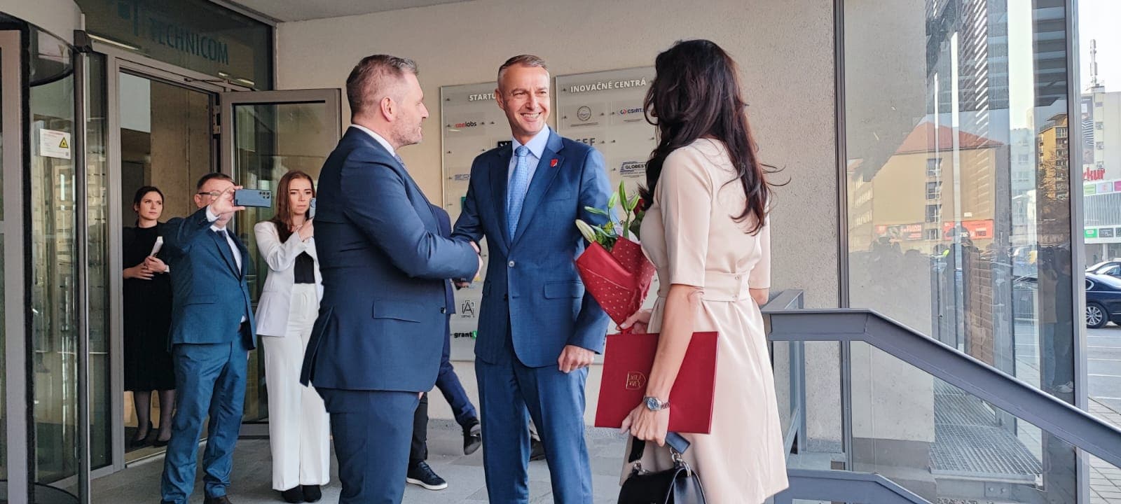 Výjazdové rokovanie vlády: Košičan Raši sa predviedol ako pravý GENTLEMAN