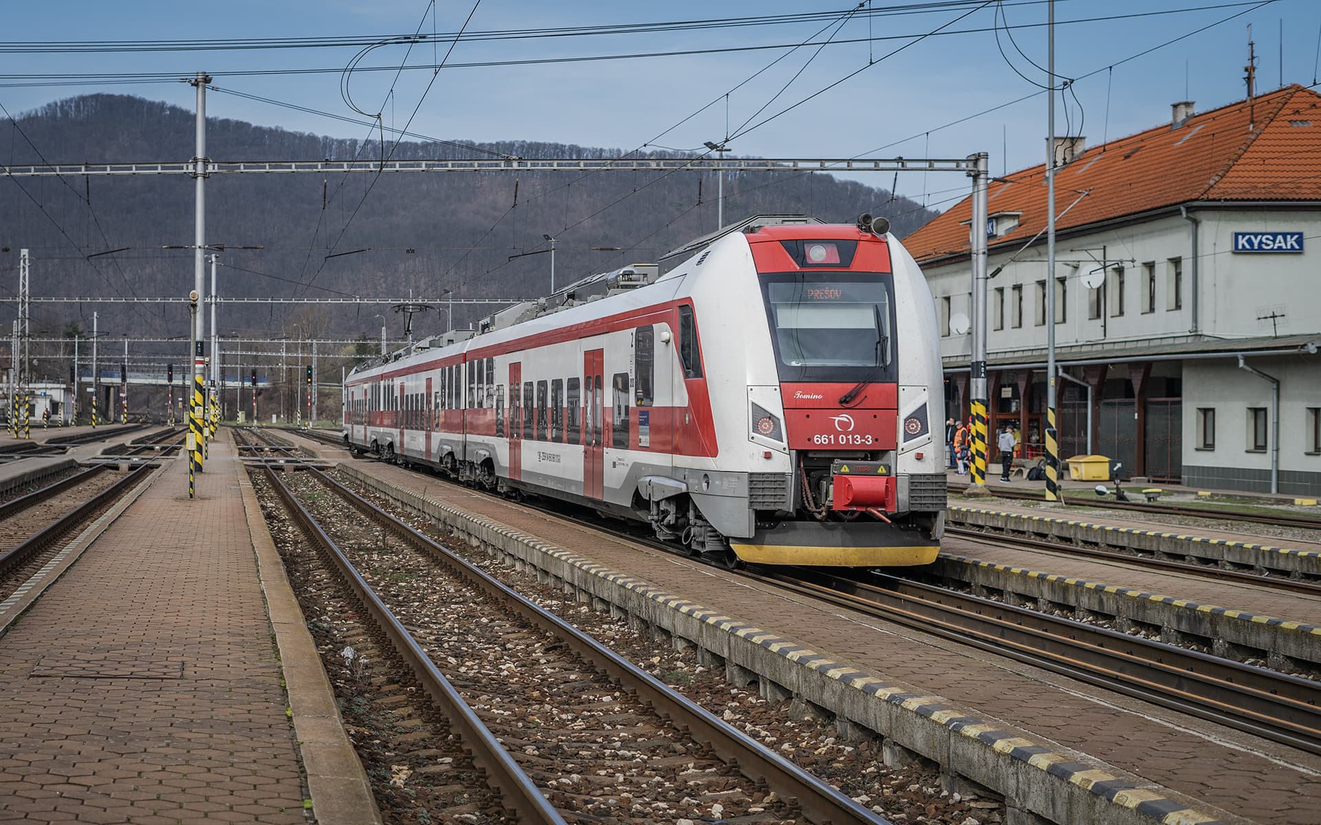 V Košickom kraji nejazdia viaceré vlaky. Nahrádzajú ich autobusy