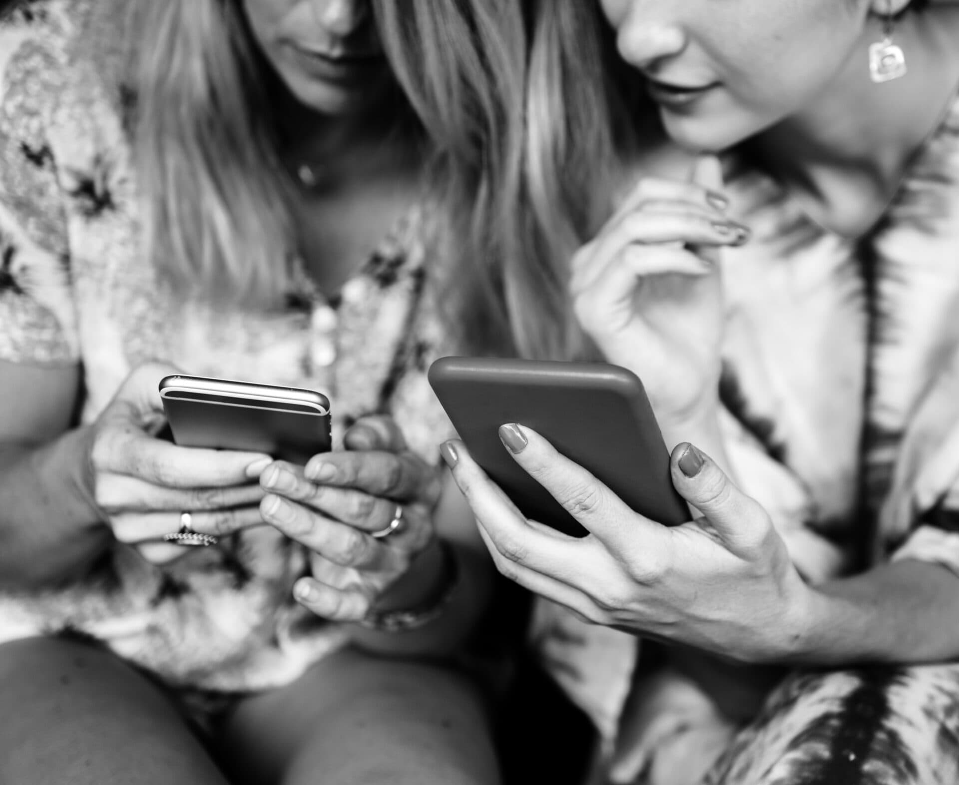 Svet zažil niekoľkohodinovú PANIKU: Takmer nikomu nefungoval Facebook, Instagram ani WhattsApp!