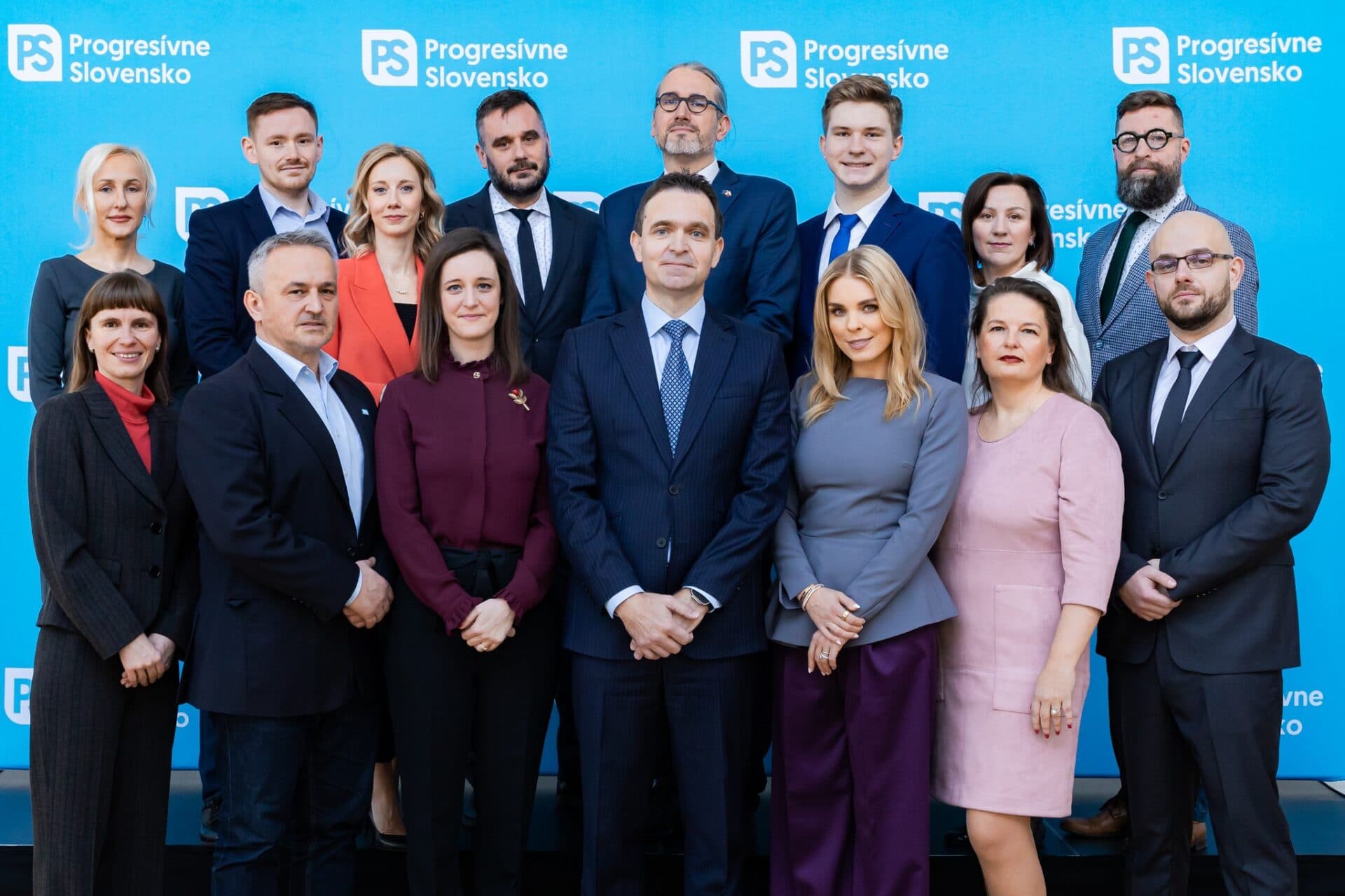 VOĽBY do EUROPARLAMENTU by s veľkým náskokom vyhralo Progresívne Slovensko