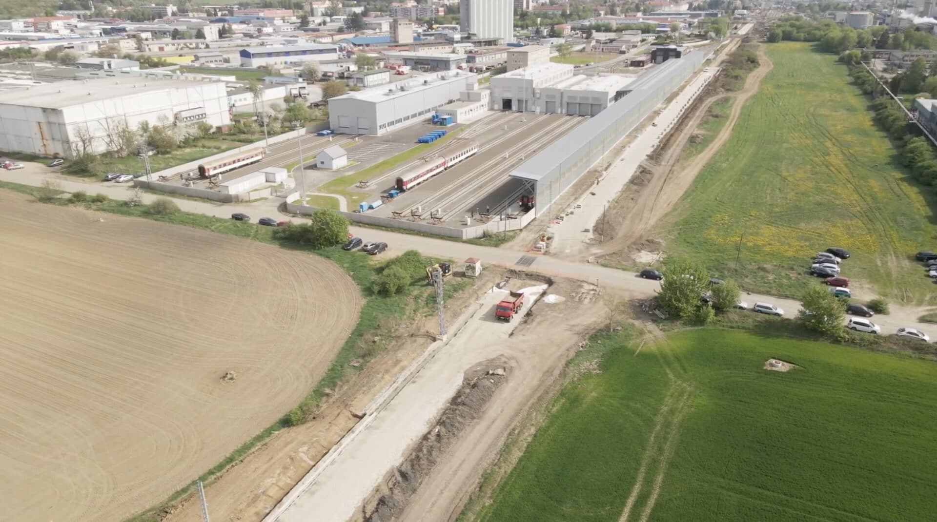 Žiadne čakanie a rýchlejšie vlaky. Na východe sa realizuje najväčšia modernizácia železníc (VIDEO)