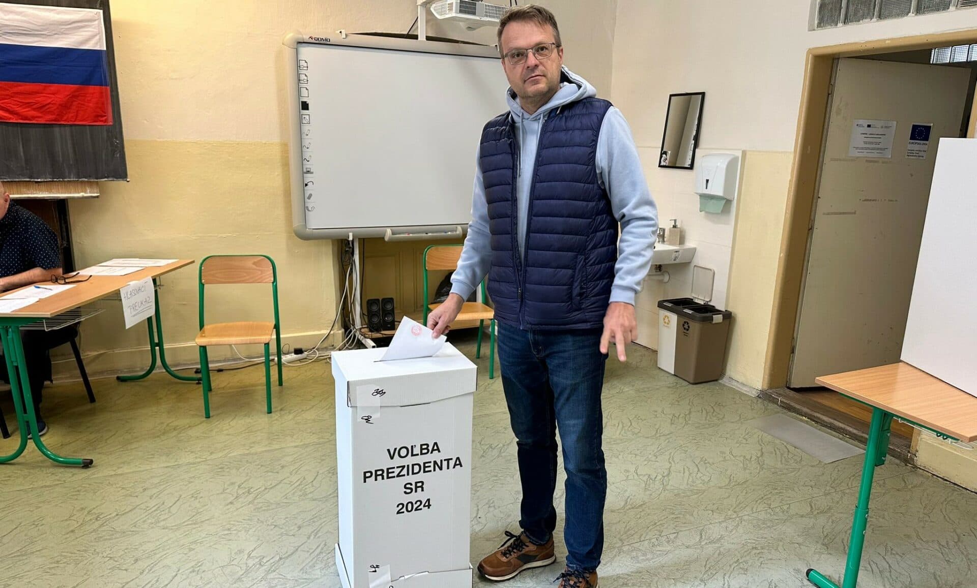 Poslancom Starého Mesta „rupli nervy“: Starostovi Petrovčíkovi VYSLOVILI NEDÔVERU, aha, kto ho podržal!