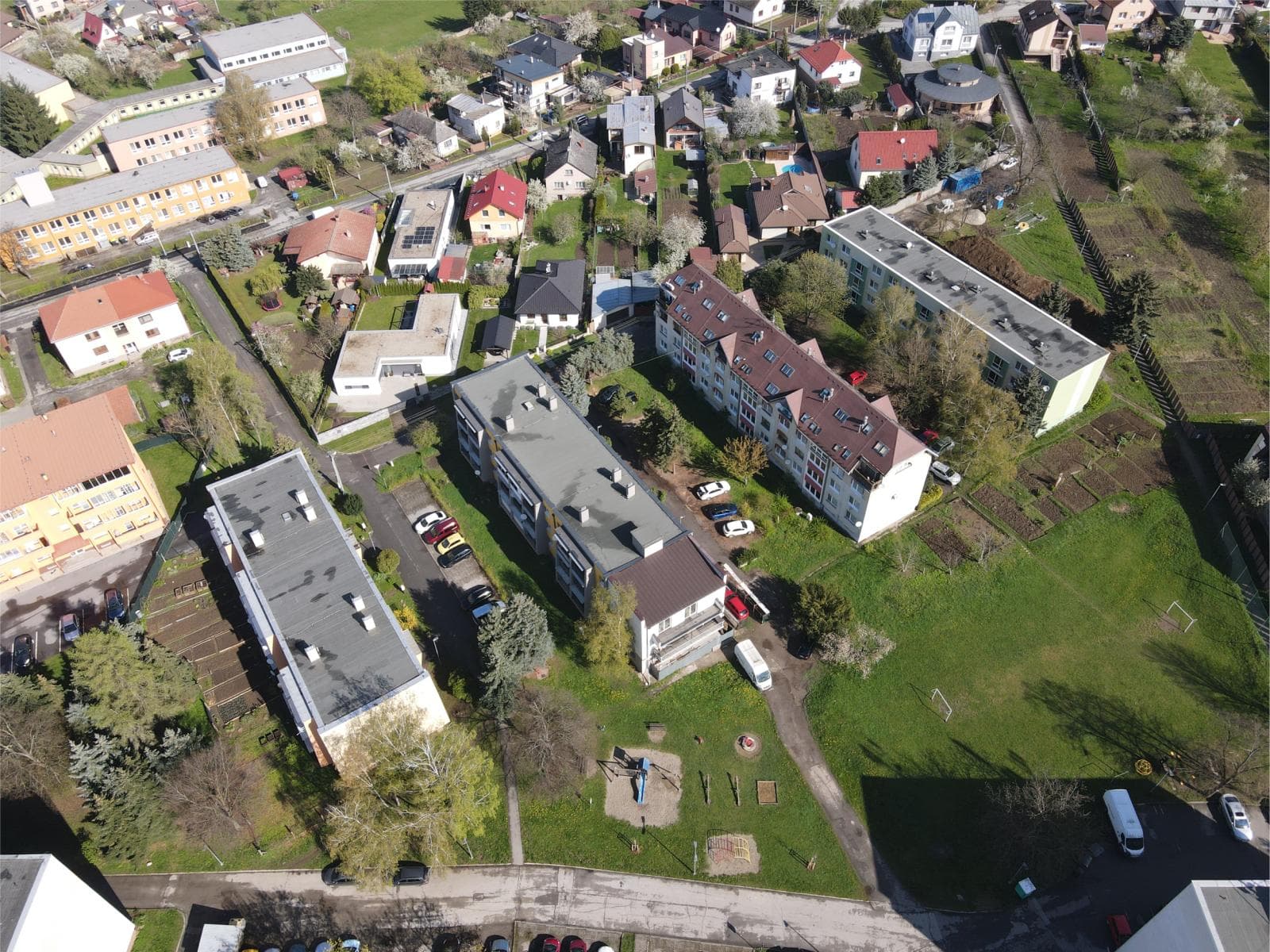 Na Solivare už nebude parkovanie taký problém. Vybudujú tu takmer 50 miest (FOTO)