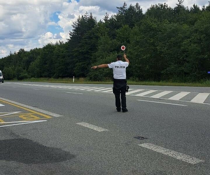 Pokuty sa rozdávali jedna radosť. Policajti zistili viac ako 200 priestupkov