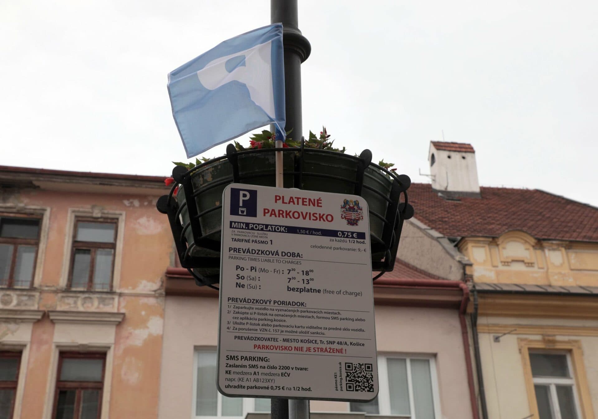 Zdarma parkovanie cez víkendy či regulované parkovanie, mestskí poslanci schválili zmeny