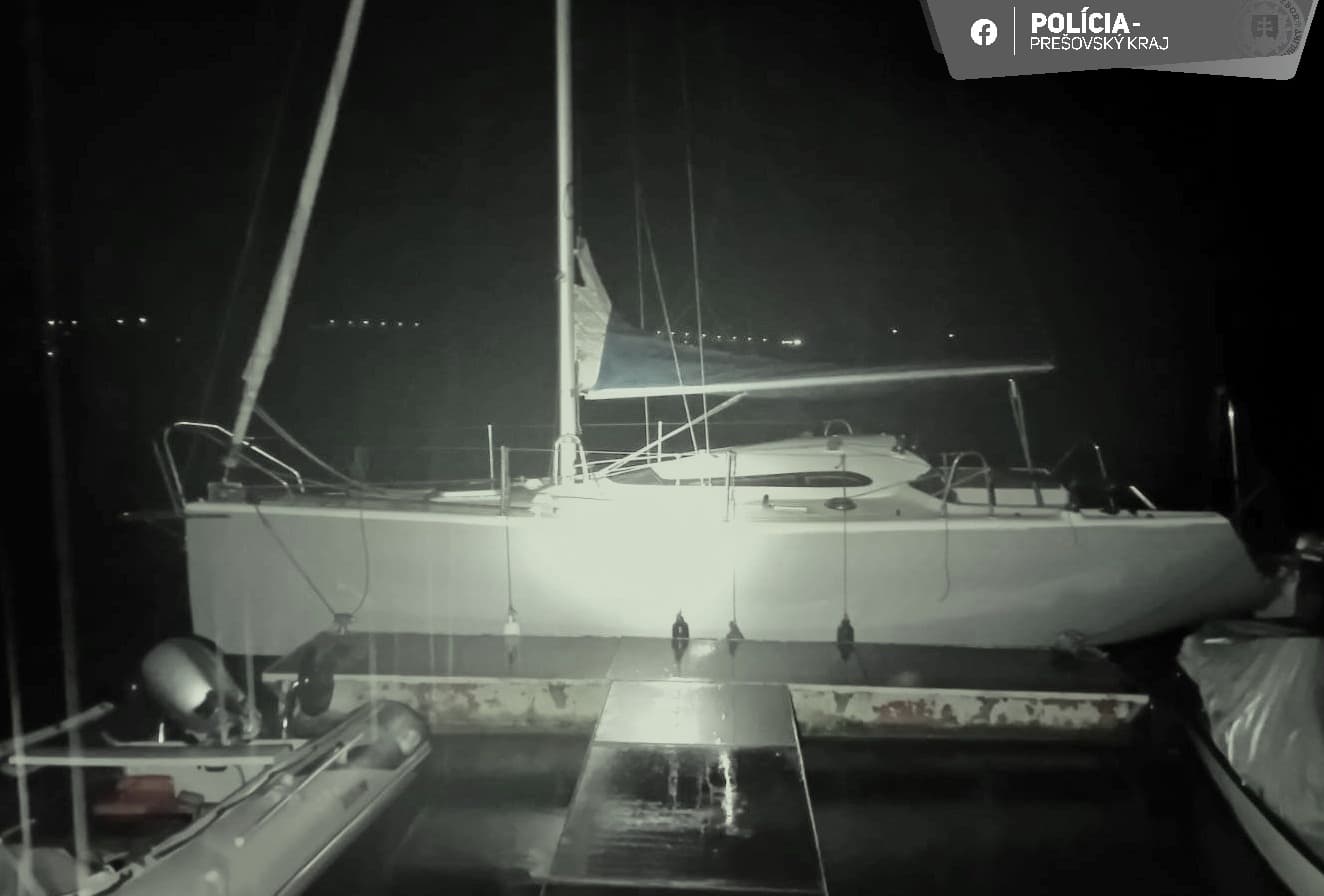 V Domaši našli telo staršieho muža, plávalo na hladine