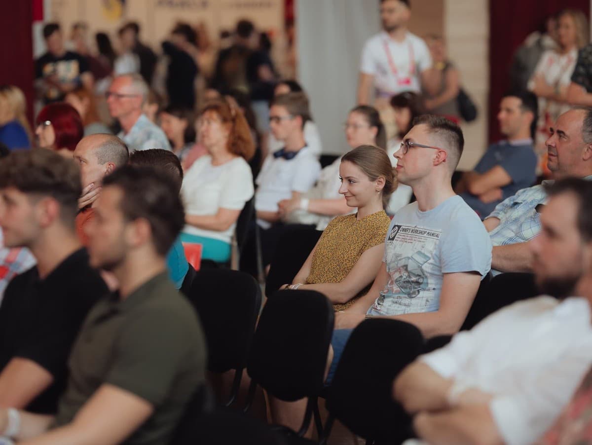 Vaša vysnívaná práca už čaká na vás: Nepremeškajte svoju šancu a získajte vstupenku na Kariéra EXPO v Košiciach úplne zadarmo