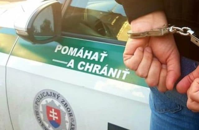 Útočník napadol dvoch zamestnancov v košickom obchodnom centre