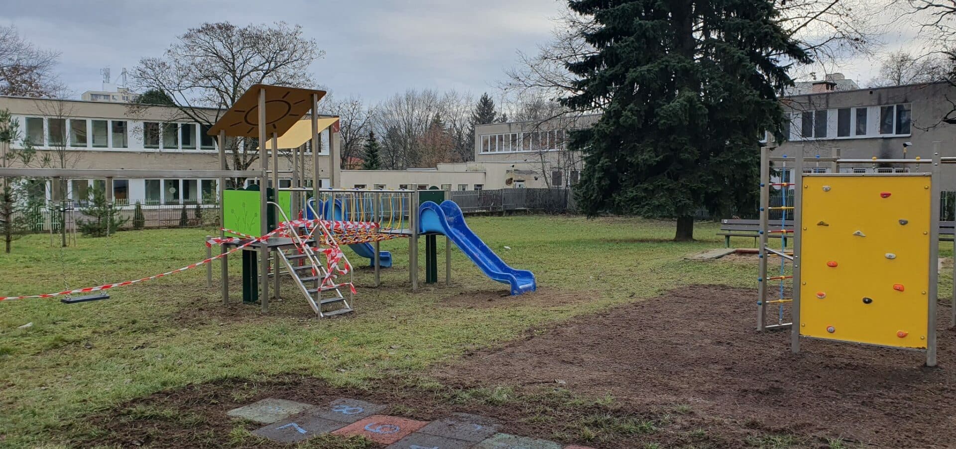 Nové detské ihrisko na Obchodnej ulici poteší malých Terasanov