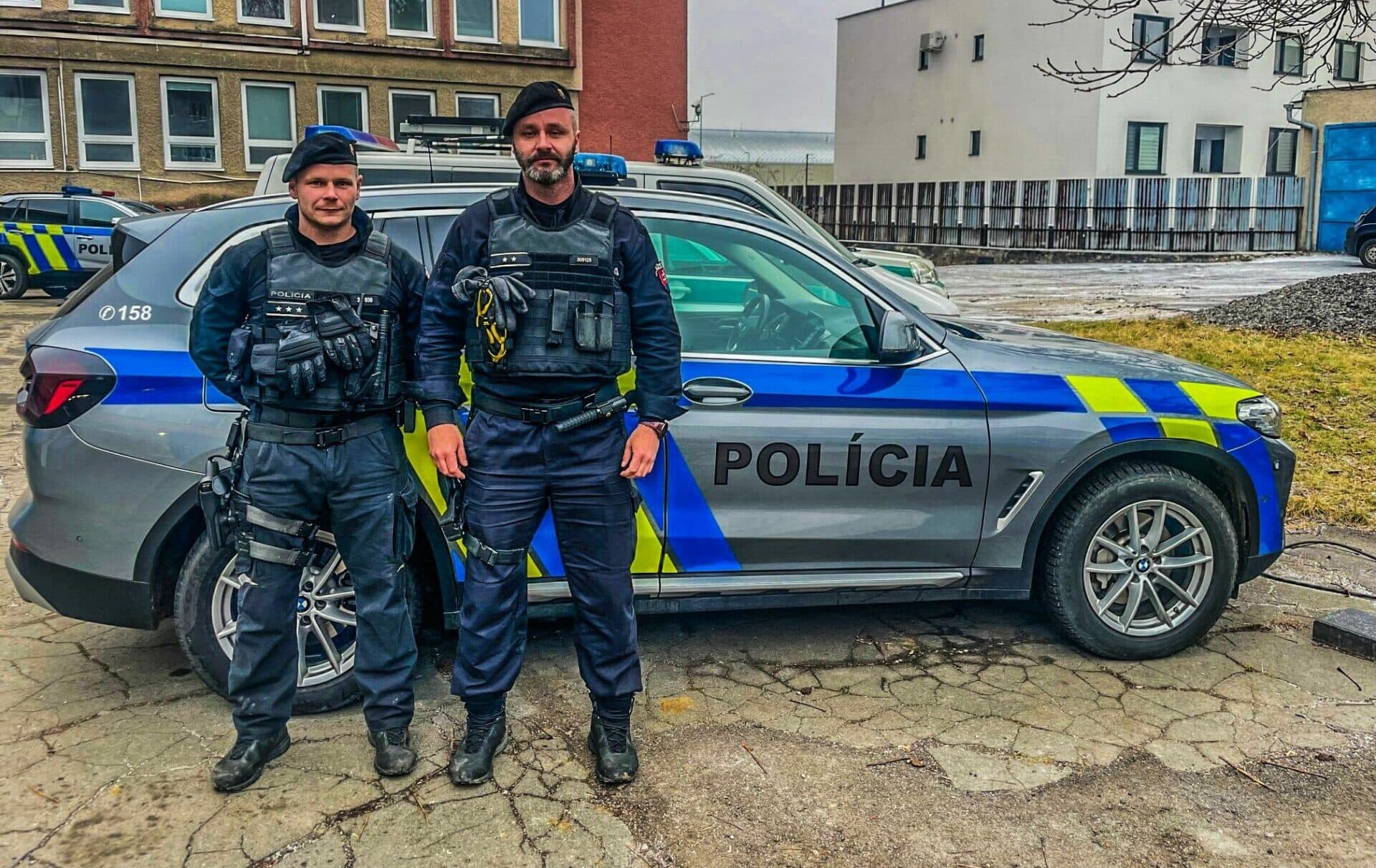 Policajti zachránili mužovi život v POSLEDNEJ CHVÍLI!