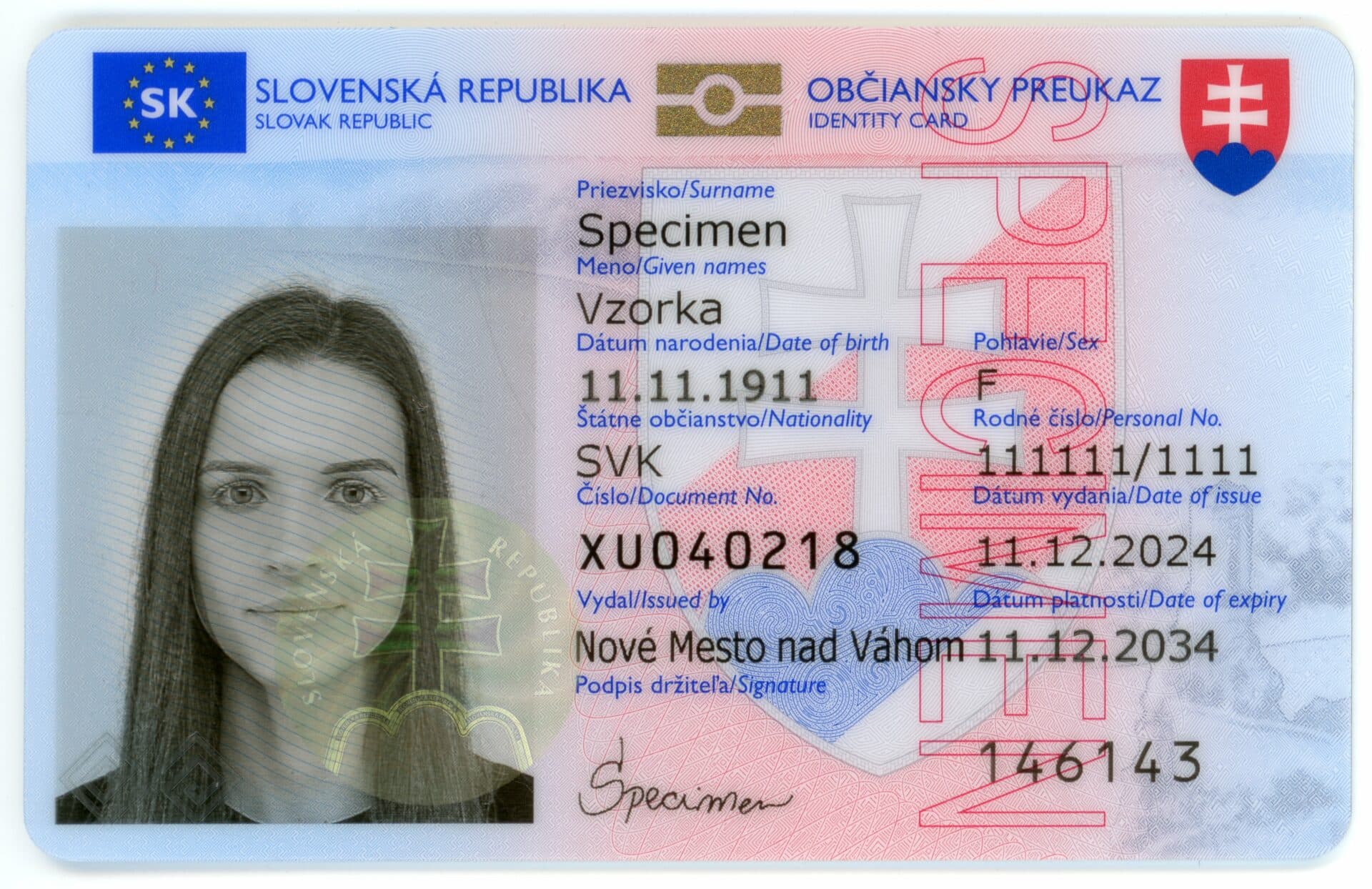 Ministerstvo vnútra SR spustilo vydávanie redizajnovaných občianskych preukazov (FOTO)