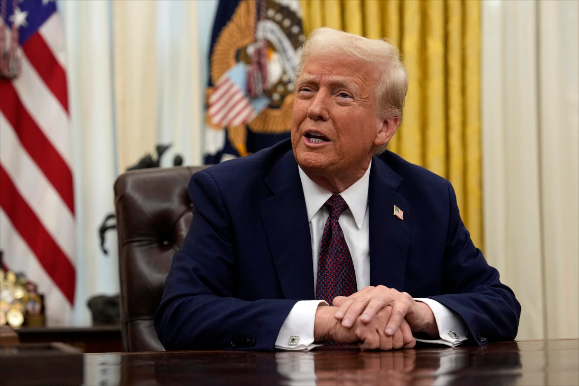 Trump chce ukončiť vojnu cez zníženie cien ropy