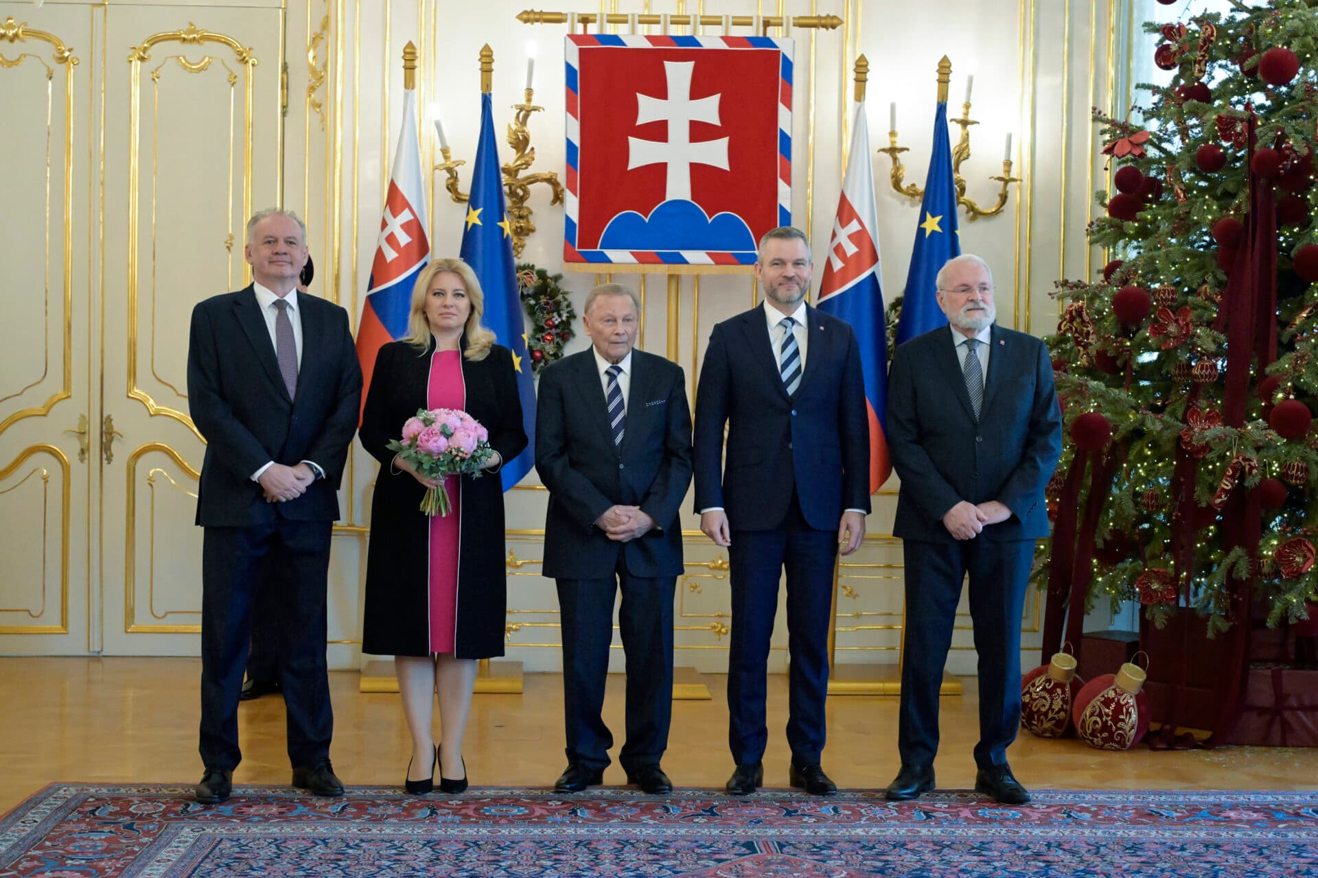 Prezident Pellegrini sa s bývali prezidentmi zhodli na tom, že Slovensko patrí do EÚ a NATO