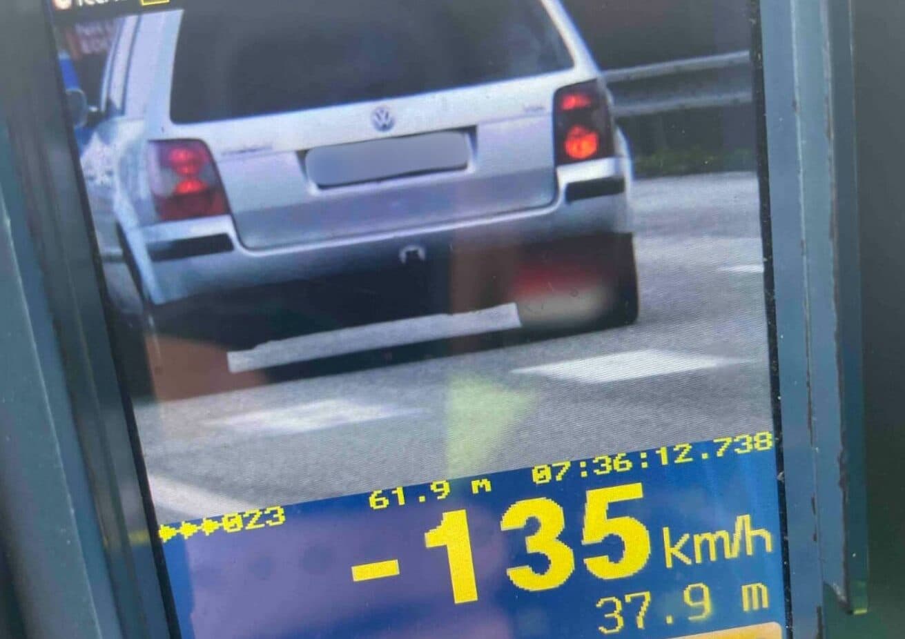 V Poľove jazdil 135 km/h namiesto 60! Zaplatil pokutu 800 eur