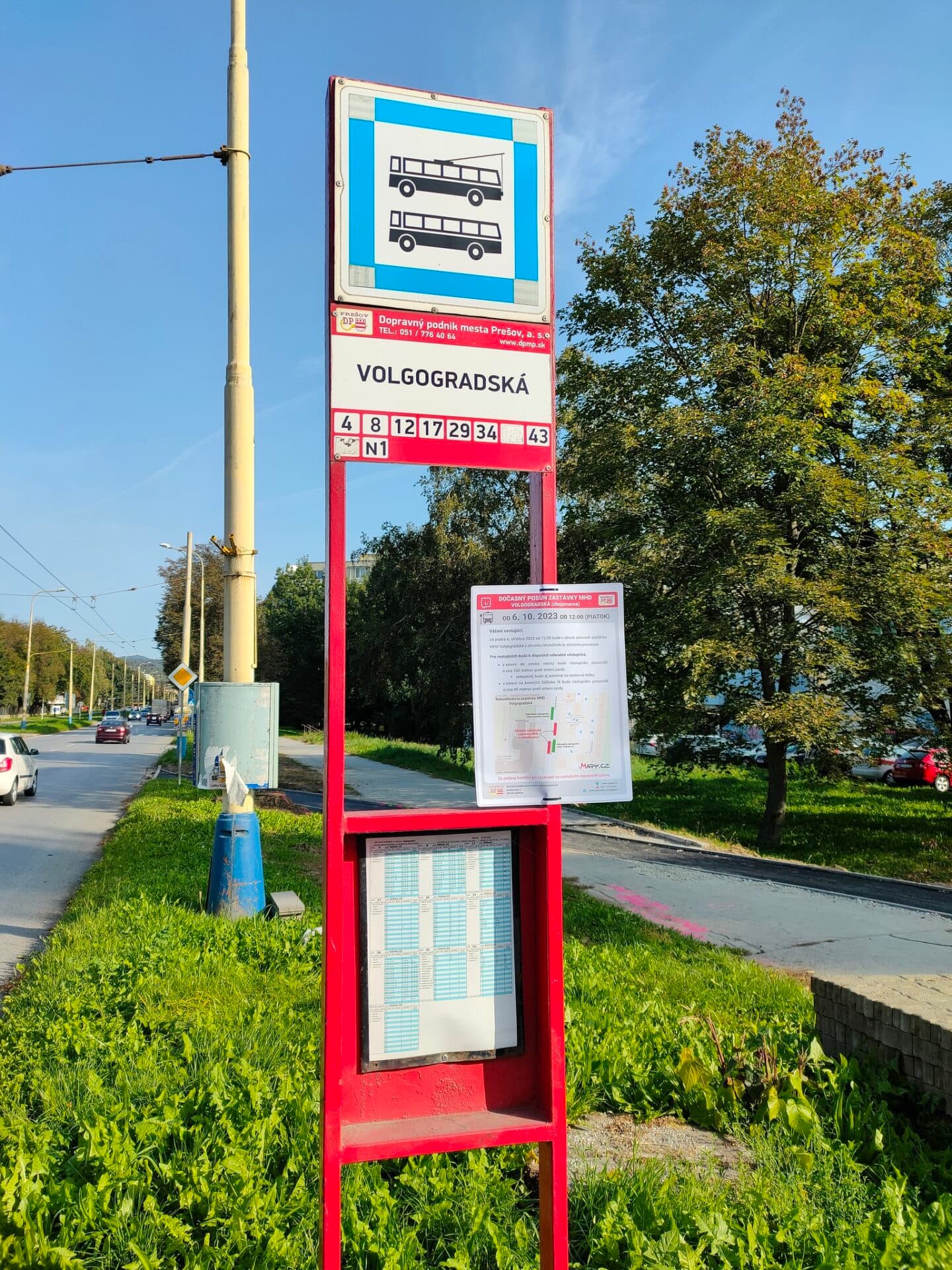 Dopravný podnik vyčistí označníky zastávok