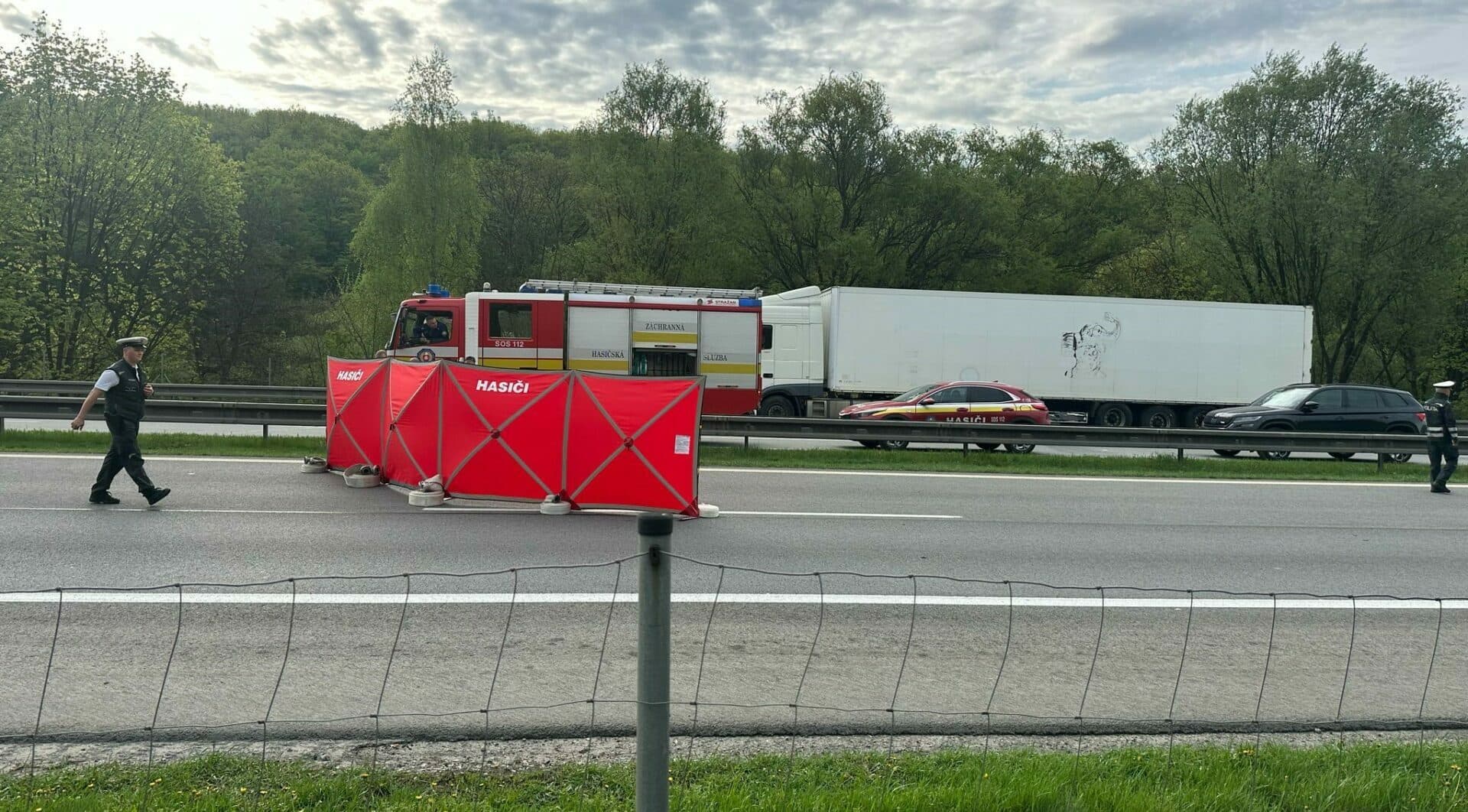 Tragická nehoda na privádzači do Košíc si vyžiadala jeden život, dieťa skončilo v nemocnici