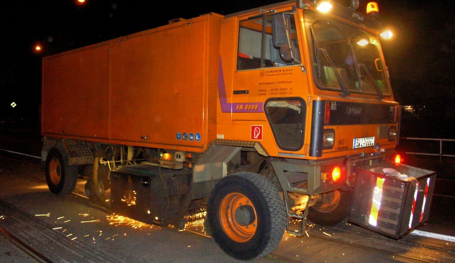 Oznam o večernom čistení električkových tratí v Košiciach