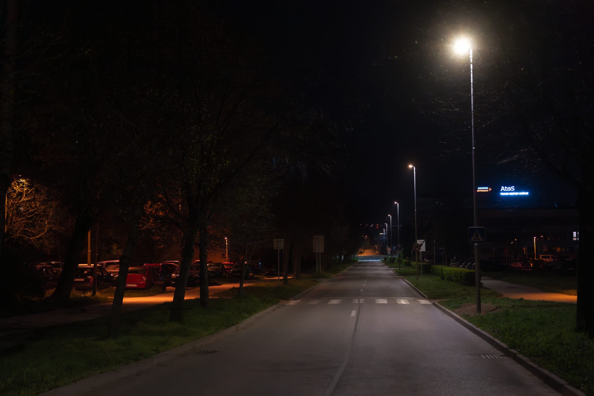 Na Terase vymenili pôvodné stožiare a svietidlá verejného osvetlenia (FOTO)