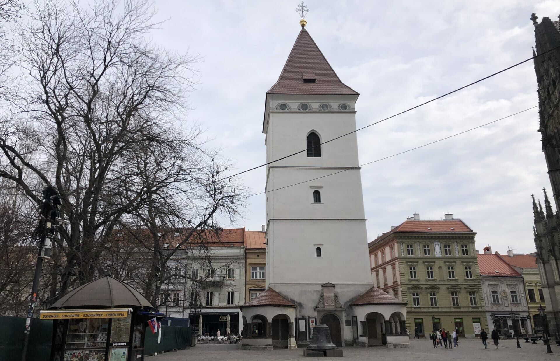 Počas reštaurátorských prác na Urbanovej veži nastali nečakané komplikácie, no termín bude dodržaný