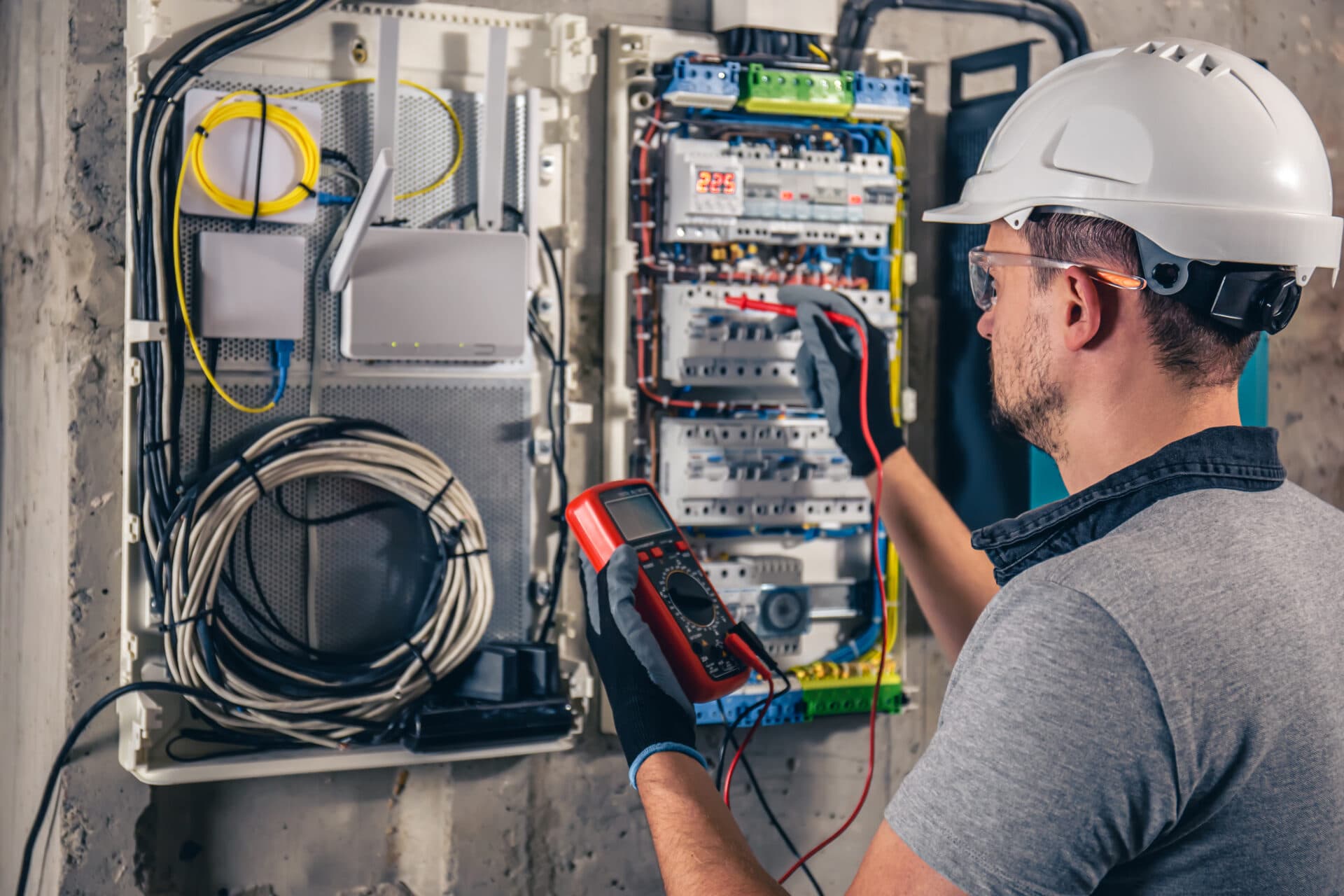 Oznam o odstávkach elektrickej energie na tento týždeň v Košickom kraji (12.5.-18.5.2025)