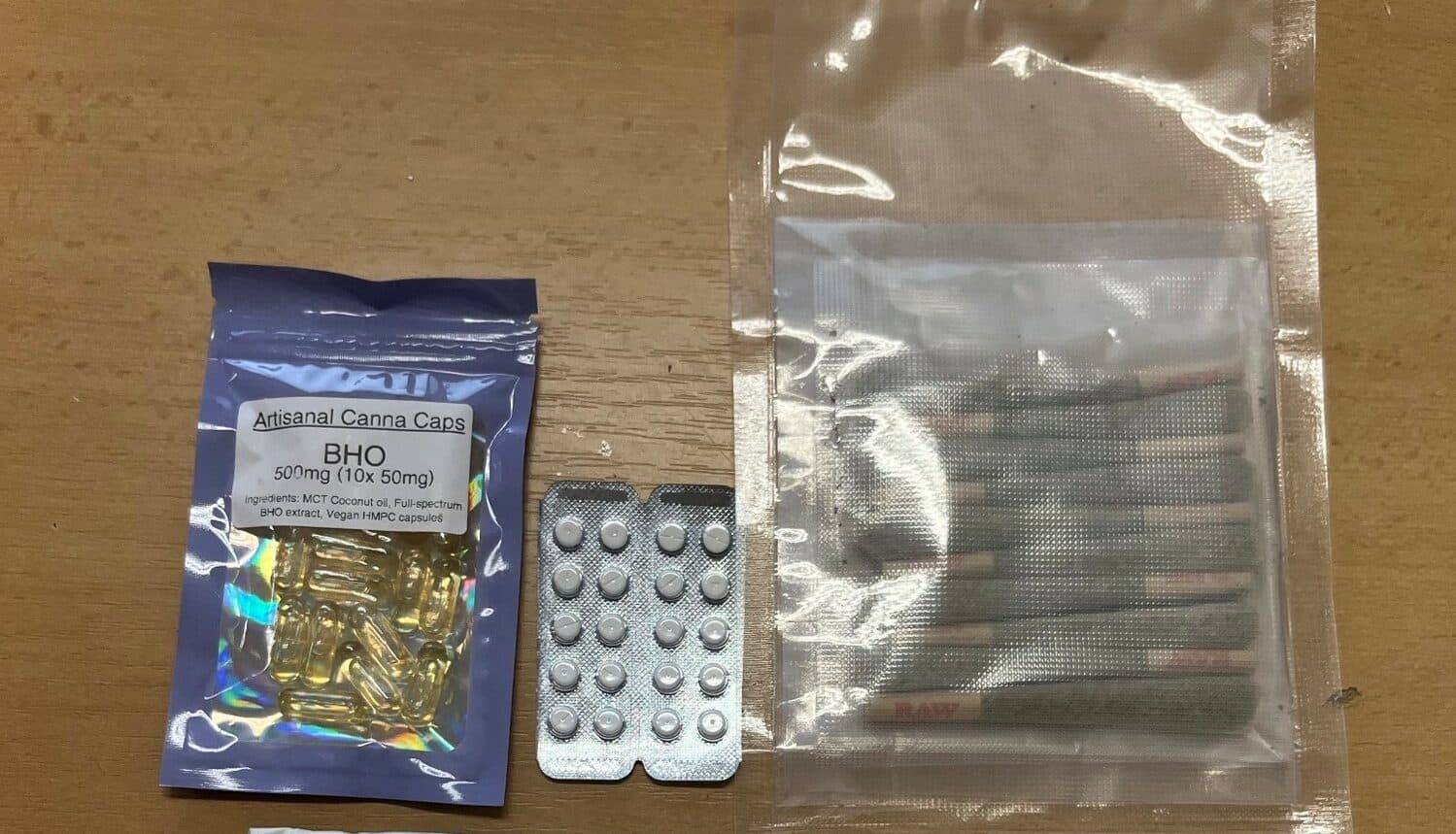 Zásielky mali obsahovať hračky, colníci však našli drogy a steroidy!