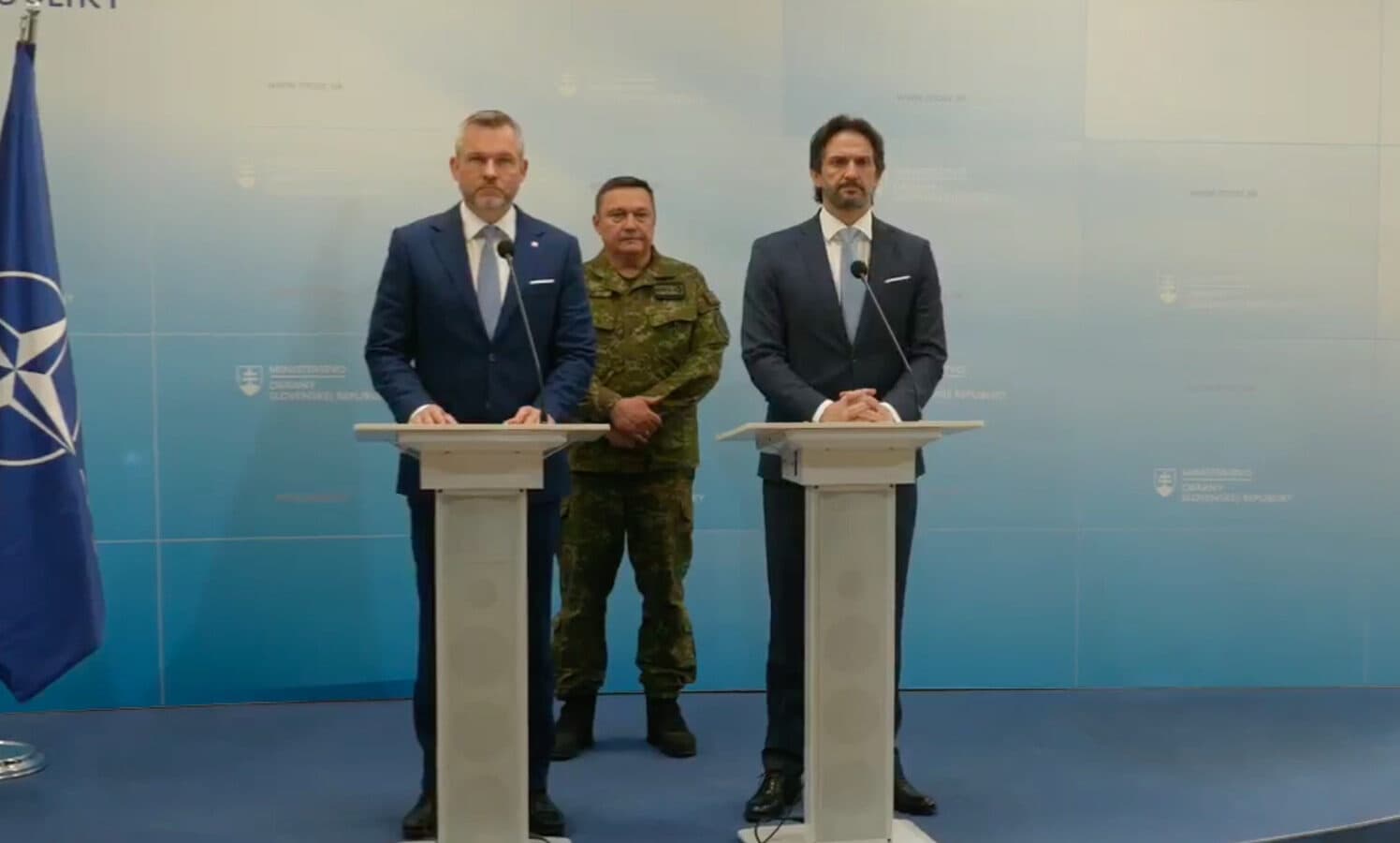 Prezident chce zaviesť stav ohrozenia, potrebná by bola ústavná zmena